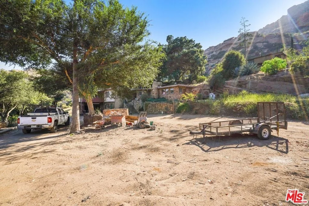 Photo of 670 Bryant Drive