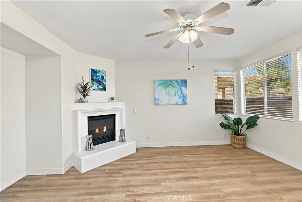 Photo of 8850 Flintridge