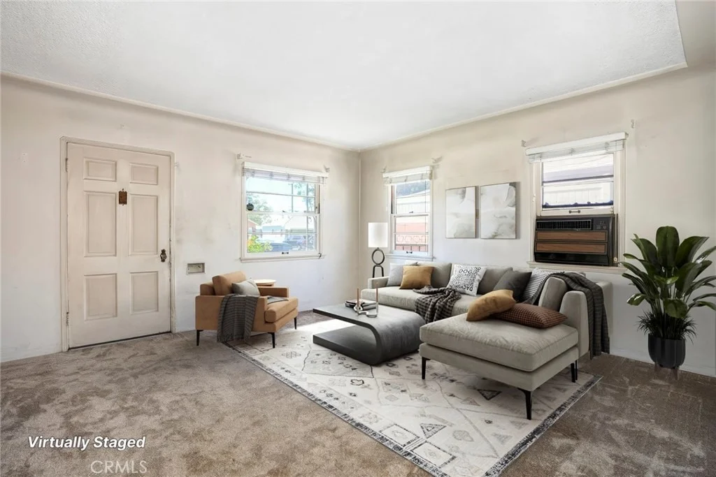 Photo of 10120 Hunt Avenue
