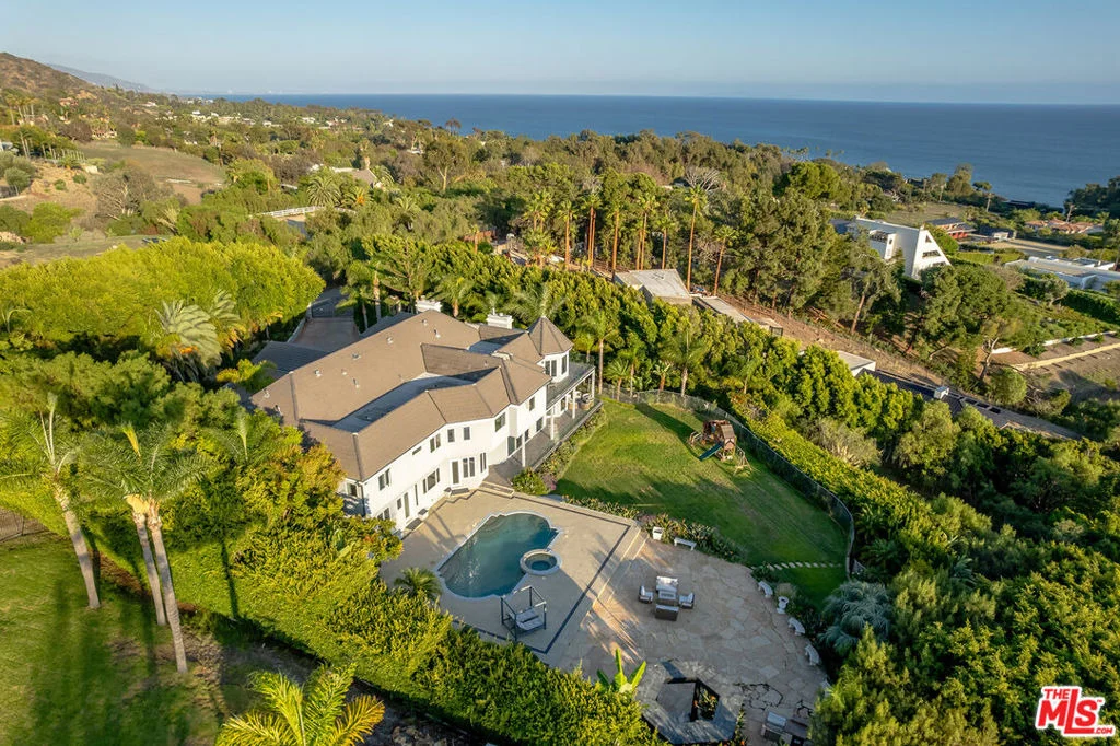 Photo of 27551 Pacific Coast Highway