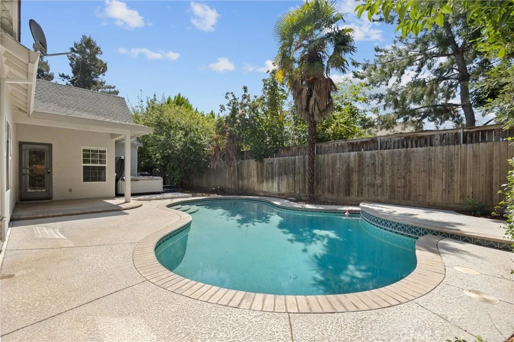 Photo of 1150 Watts Estates