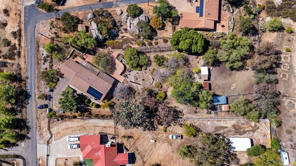 Photo of 3042 Holly Rd