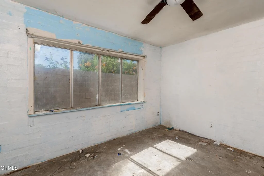 Photo of 3035 Lake Street