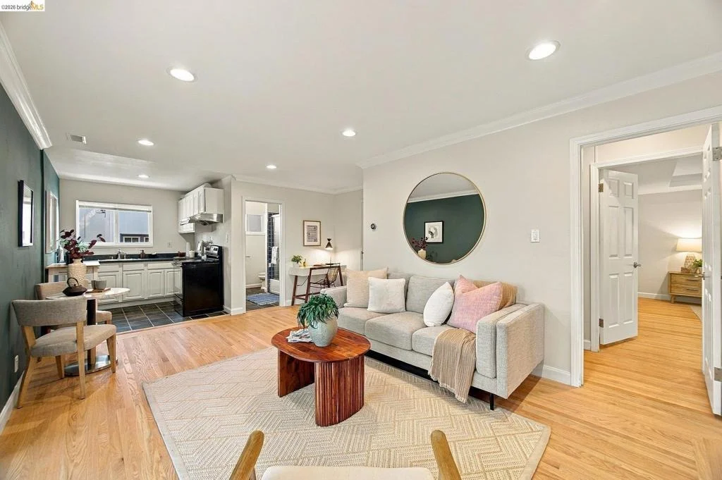 Photo of 866 Alma Place