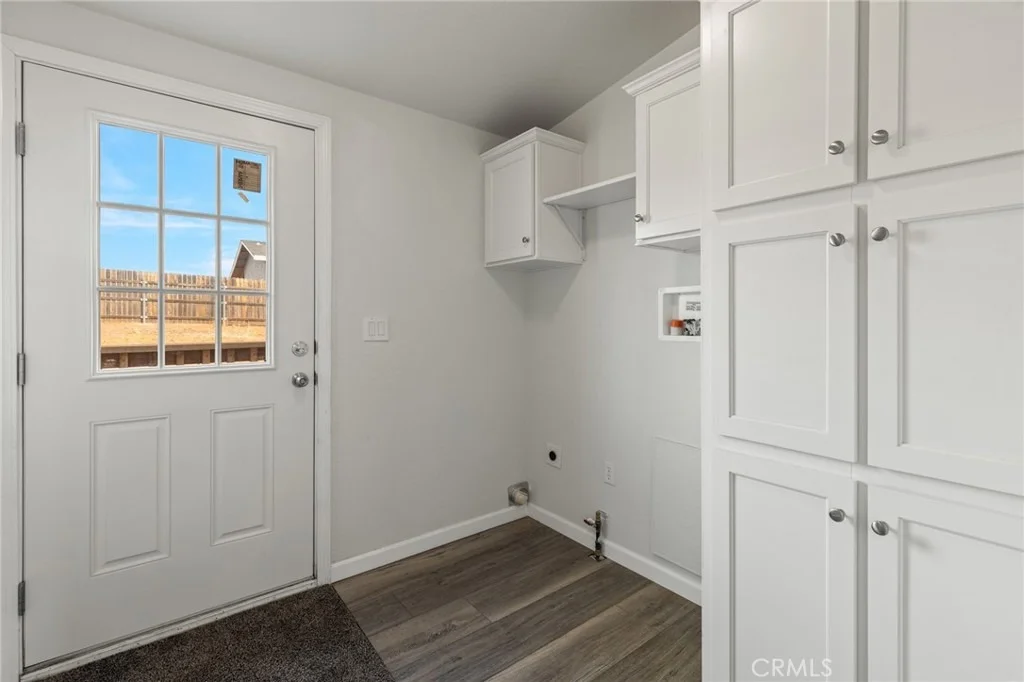 Photo of 1350 Pearson