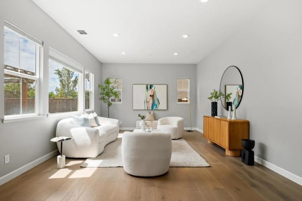 Photo of 39946 Waxwing Drive
