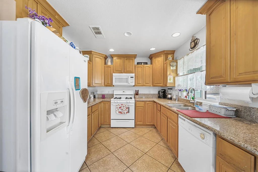Photo of 1527 N Marina Drive