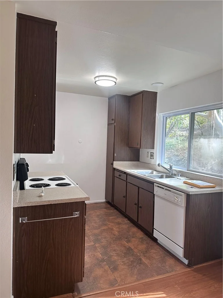 Photo of Unit D at 26351 Oak Plain Drive