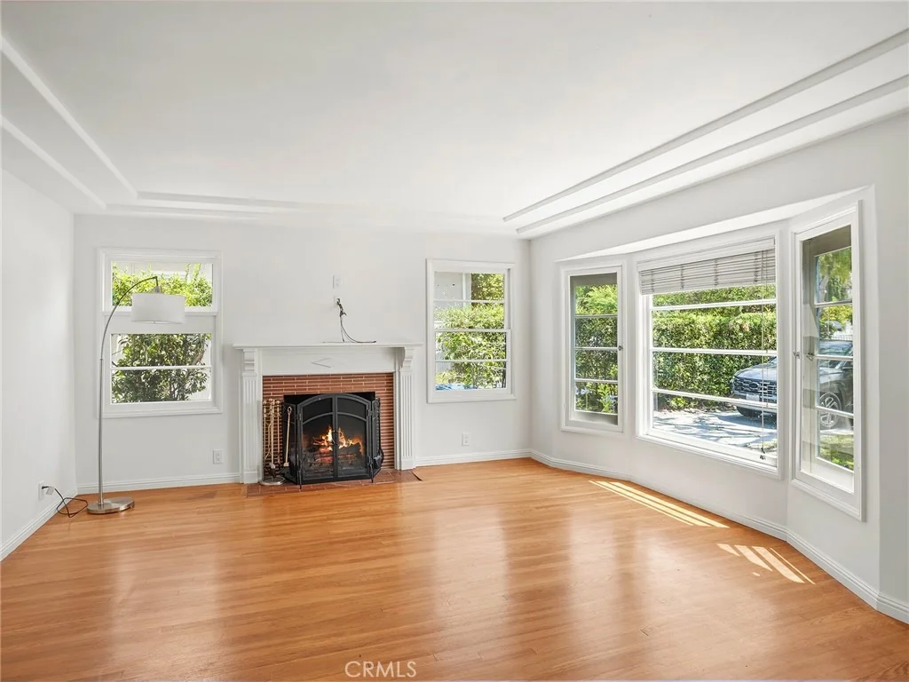 Photo of 1727 N Hill Avenue