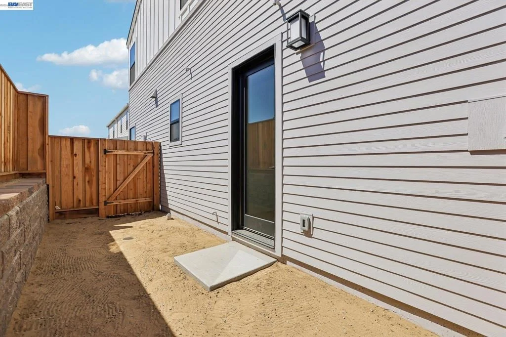 Photo of 2309 2Nd Ave