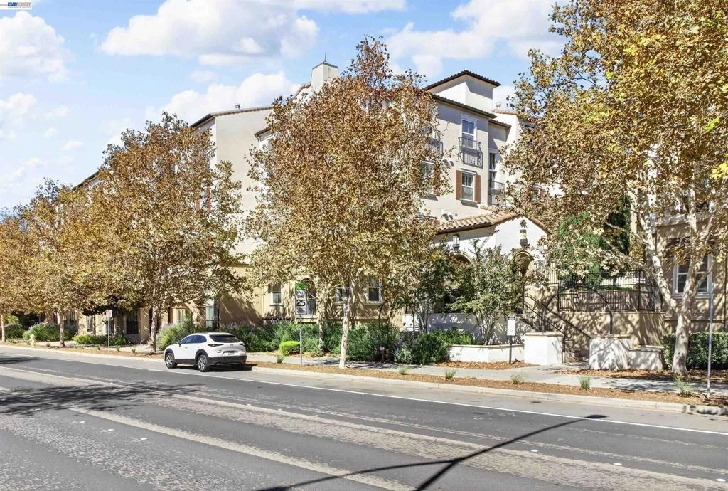 Photo of Unit 222 at 3465 Dublin Blvd