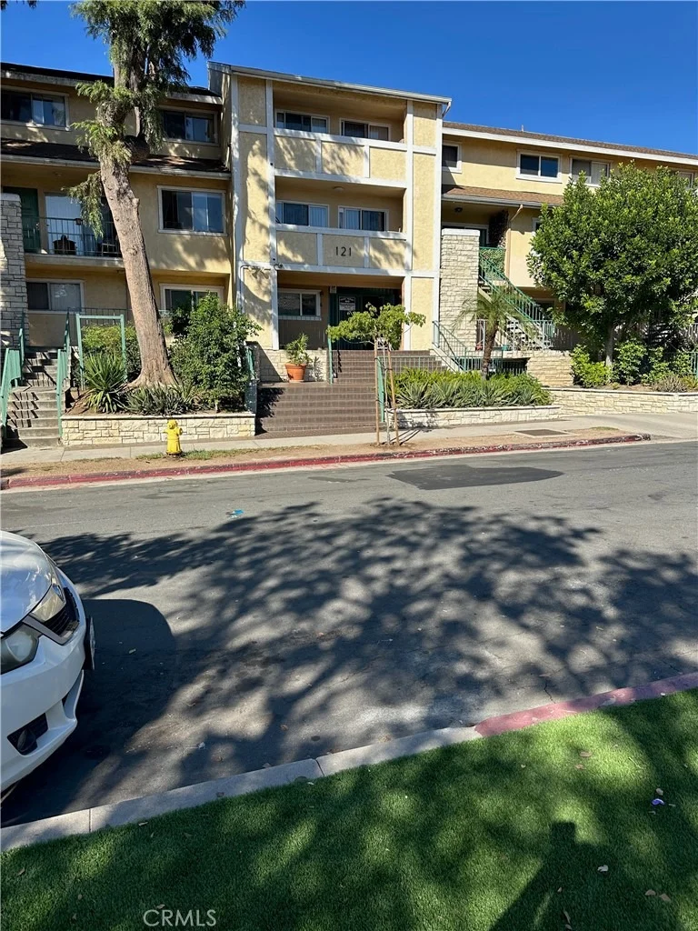 Photo of Unit 122 at 121 Sinclair