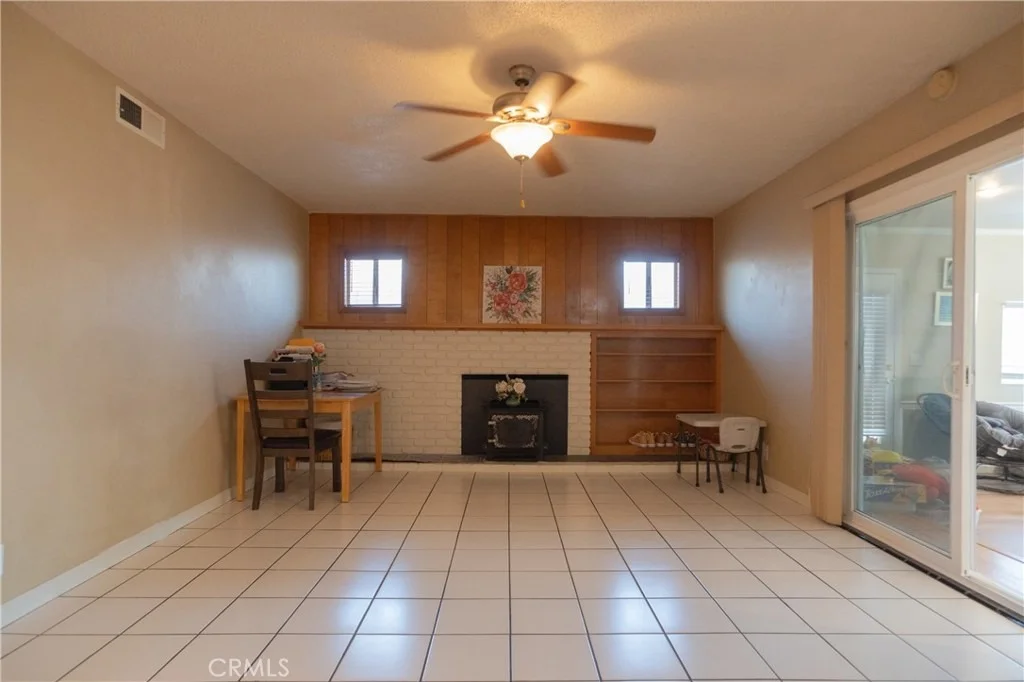 Photo of 2617 Agnes