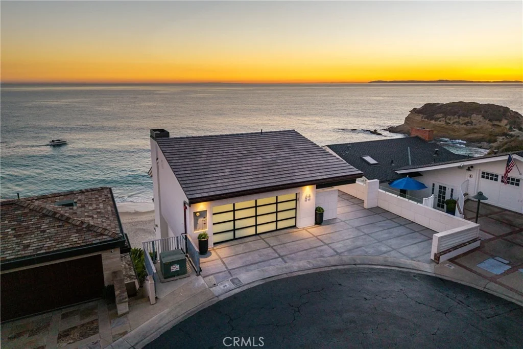 Photo of 33 Bay Drive