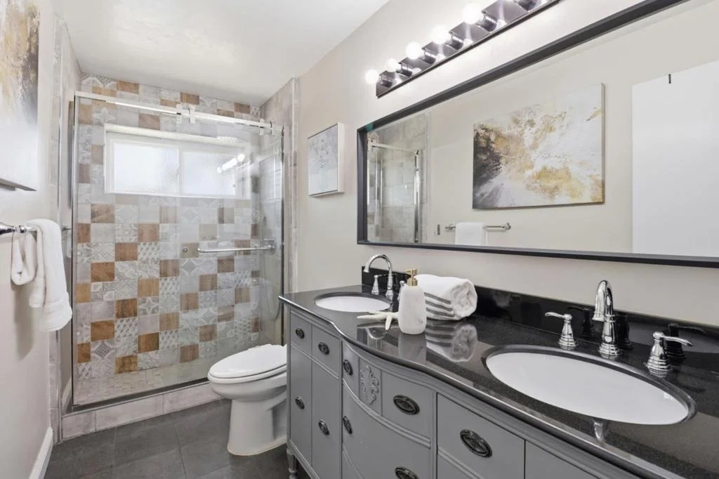 Photo of 221 Merced Drive