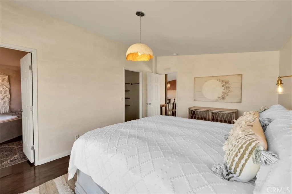 Photo of 60707 Sonora Road
