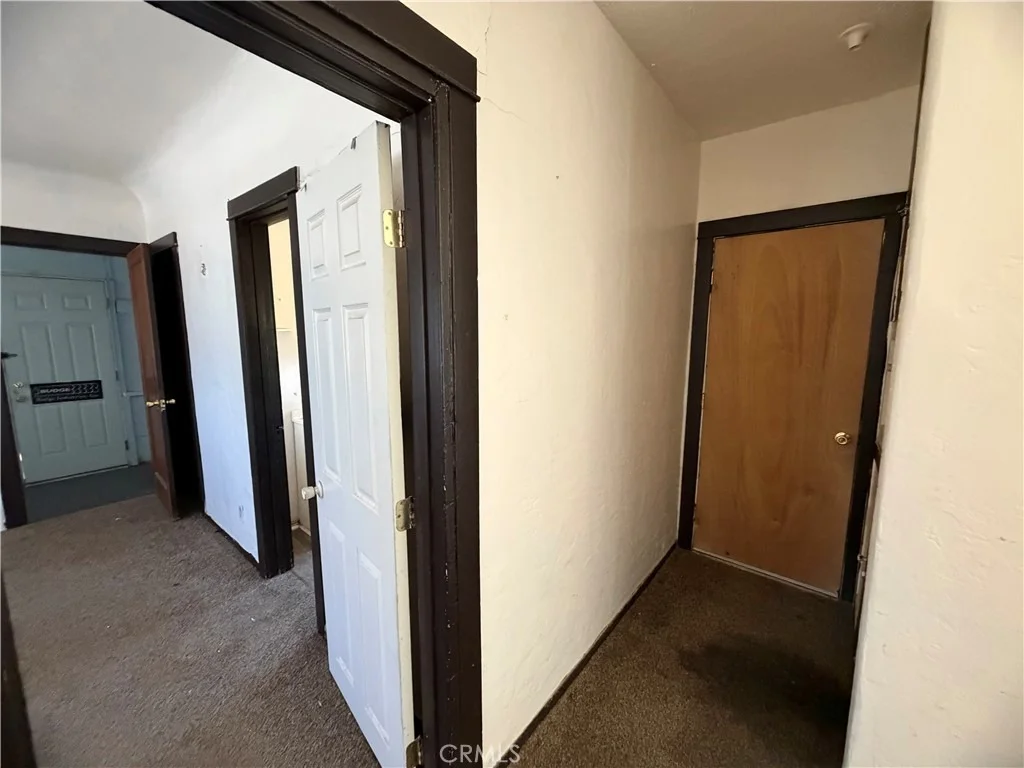 Photo of 567 W Yermo