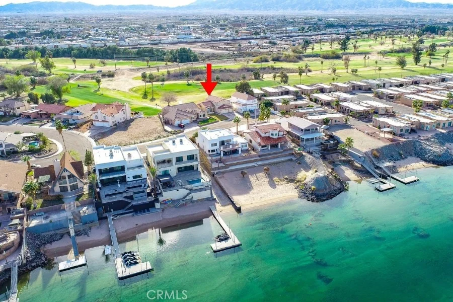 Photo of 915 Beach Drive