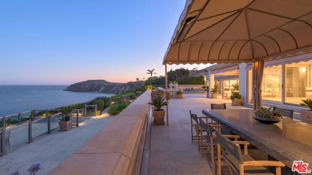 Photo of 29000 Cliffside Drive