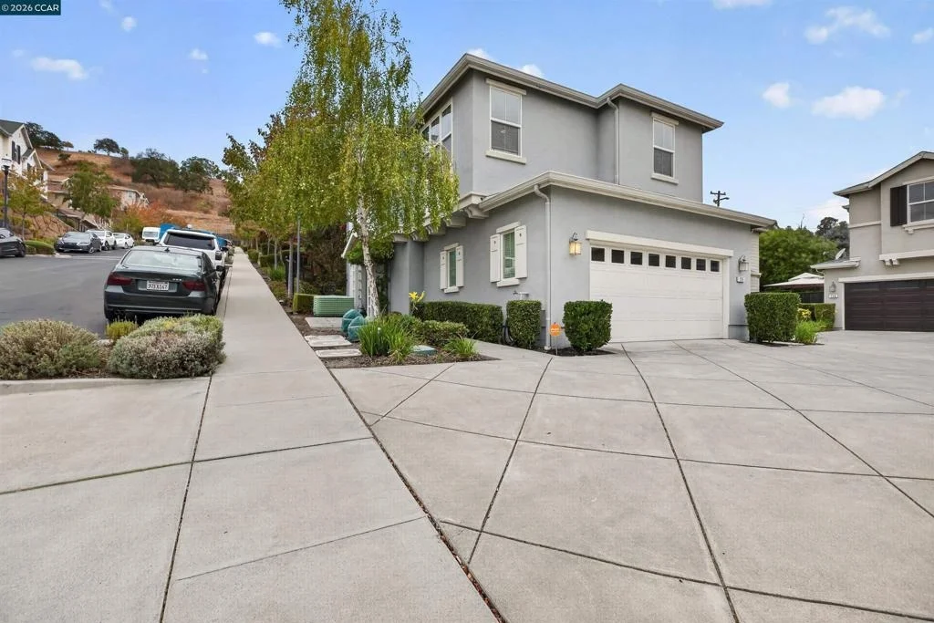 Photo of 516 Falling Star Dr