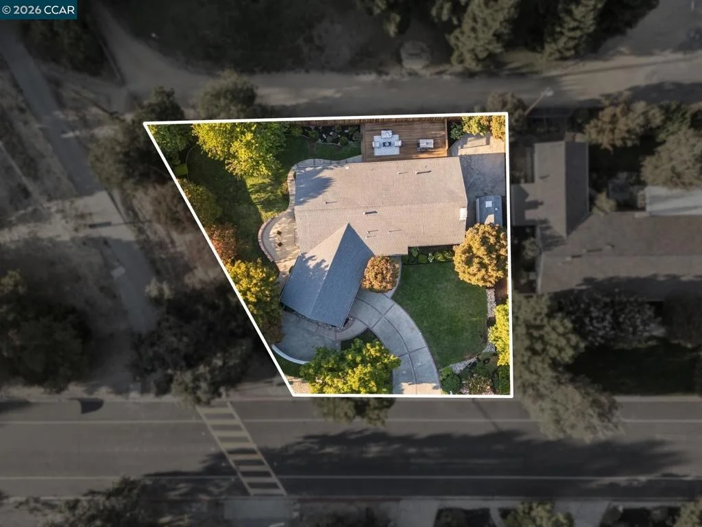 Photo of 178 Paraiso Drive