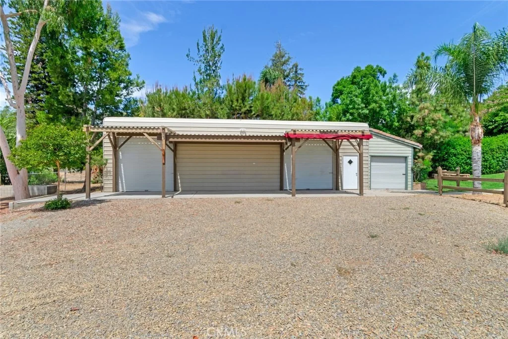 Photo of 2886 Mcallister
