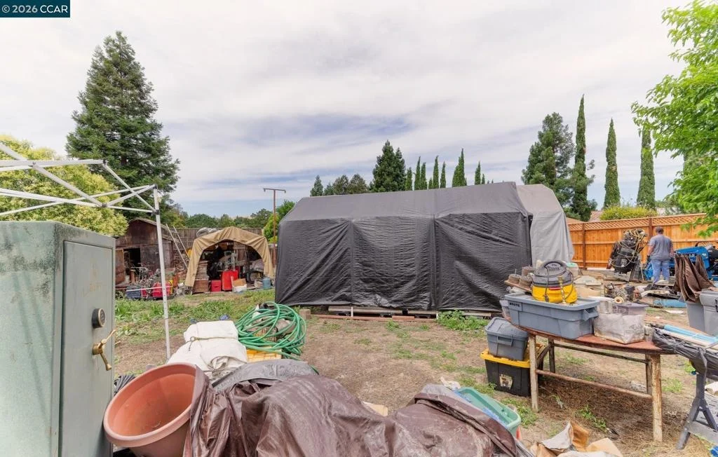 Photo of 457 Gilda Ave