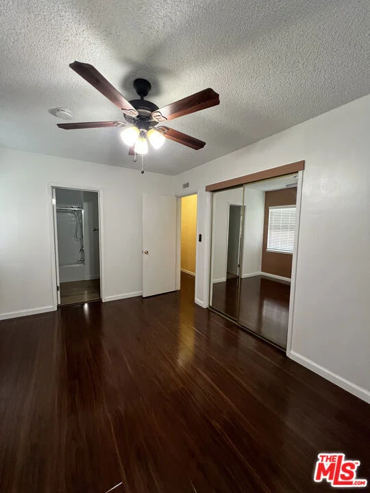 Photo of 1412 W Baker Avenue