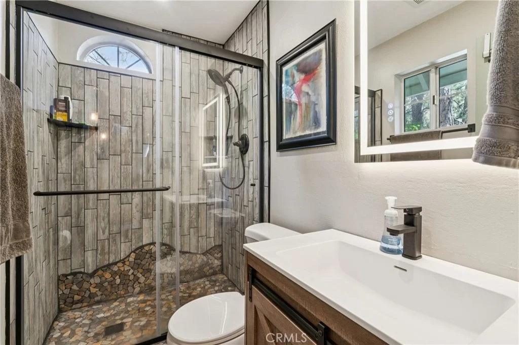 Photo of 903 W Rainbow Boulevard