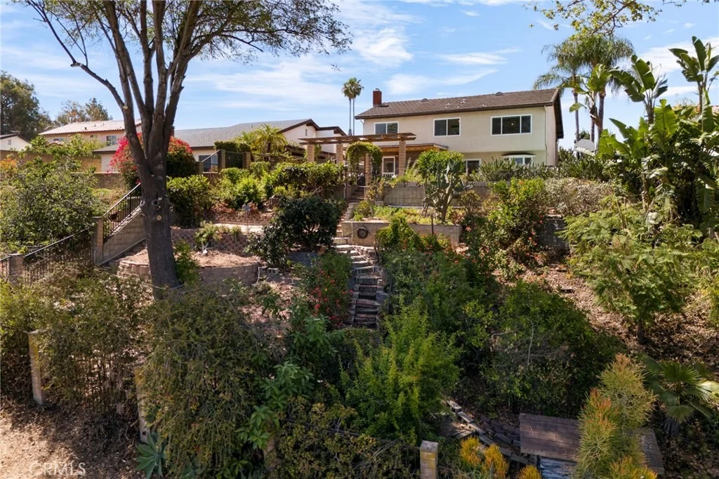 Photo of 19879 Vista Hermosa