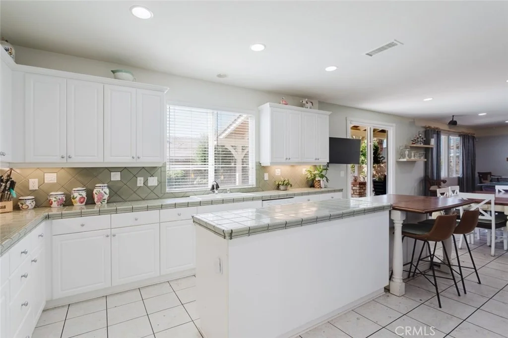 Photo of 6214 W Avenue J11