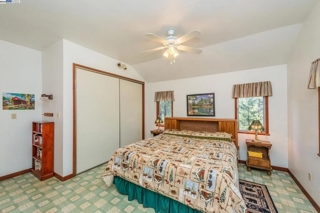 Photo of 8341 East Side Rd