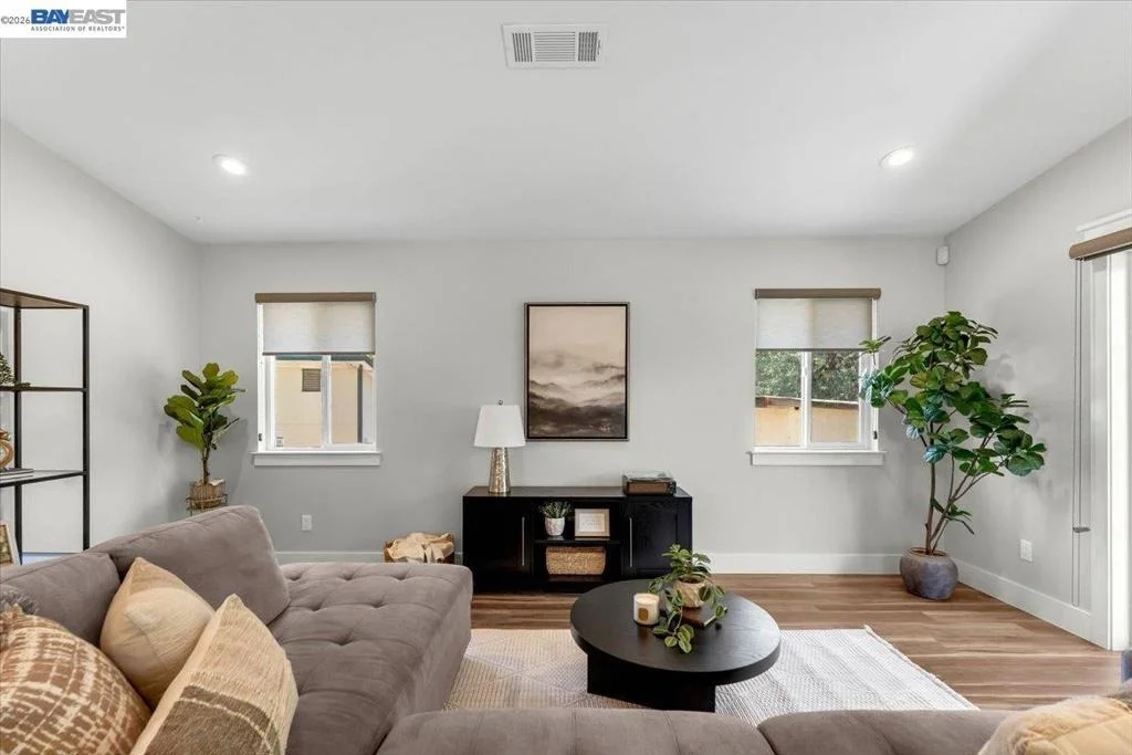 Photo of 2584 Reservoir Ln