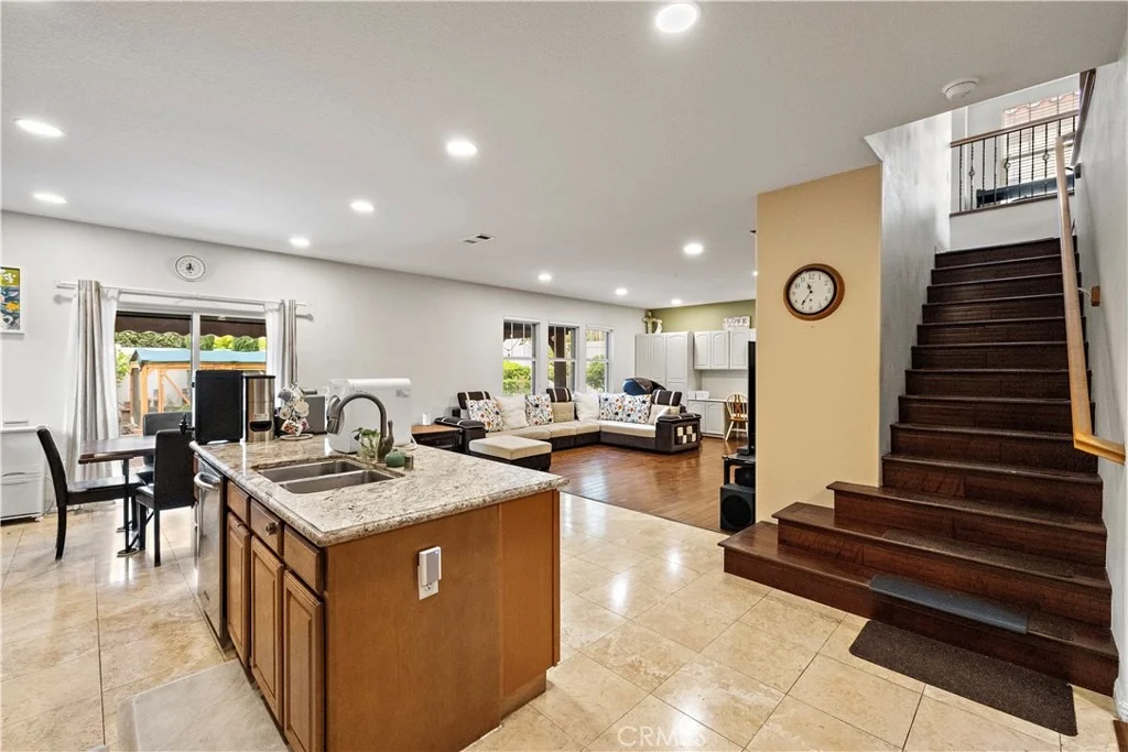 Photo of 1421 Thatcher Street