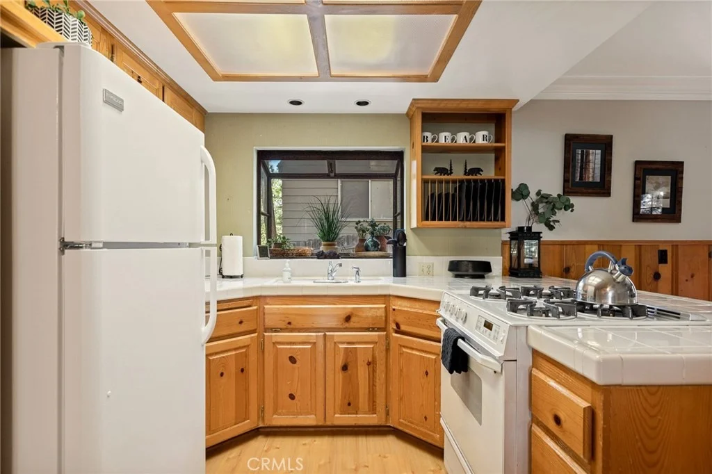 Photo of 380 Hemlock