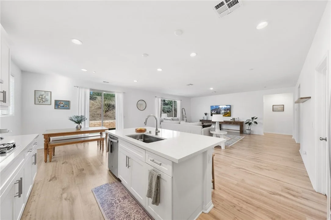 Photo of 21206 Saratoga Drive