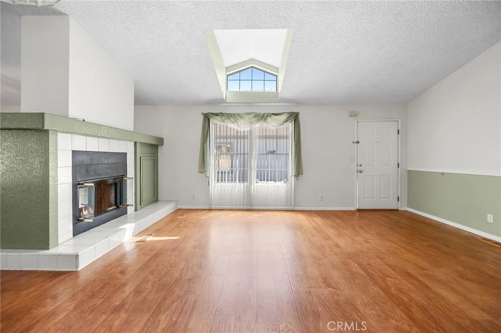 Photo of 2892 Peach Tree