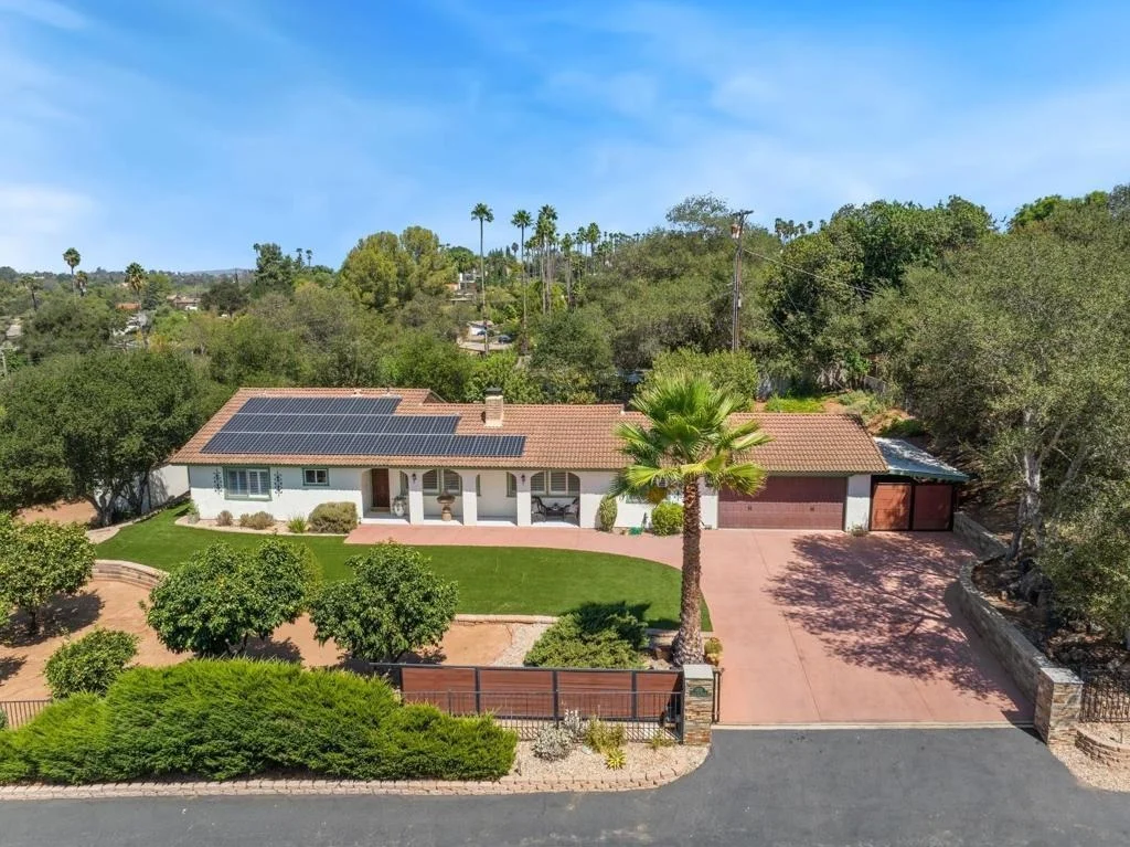 Photo of 2826 Calle De Malibu