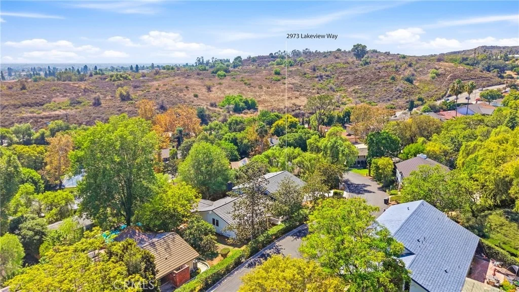 Photo of 2973 Lakeview Way