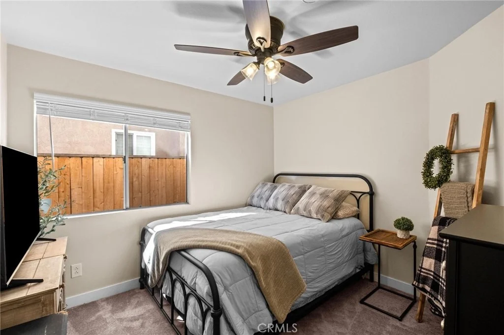 Photo of 10960 Larkspur