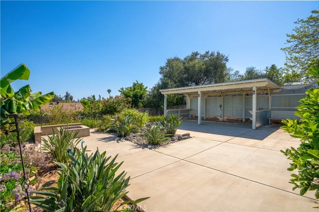 Photo of 1611 Hillcrest