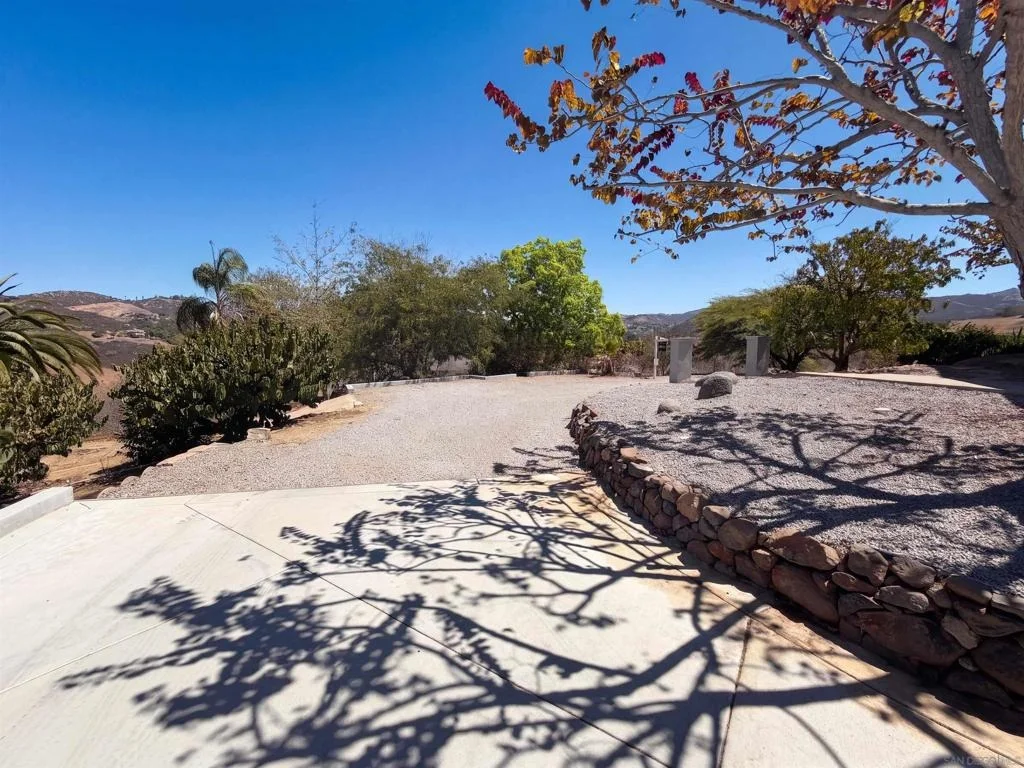 Photo of 1596 Aldorado