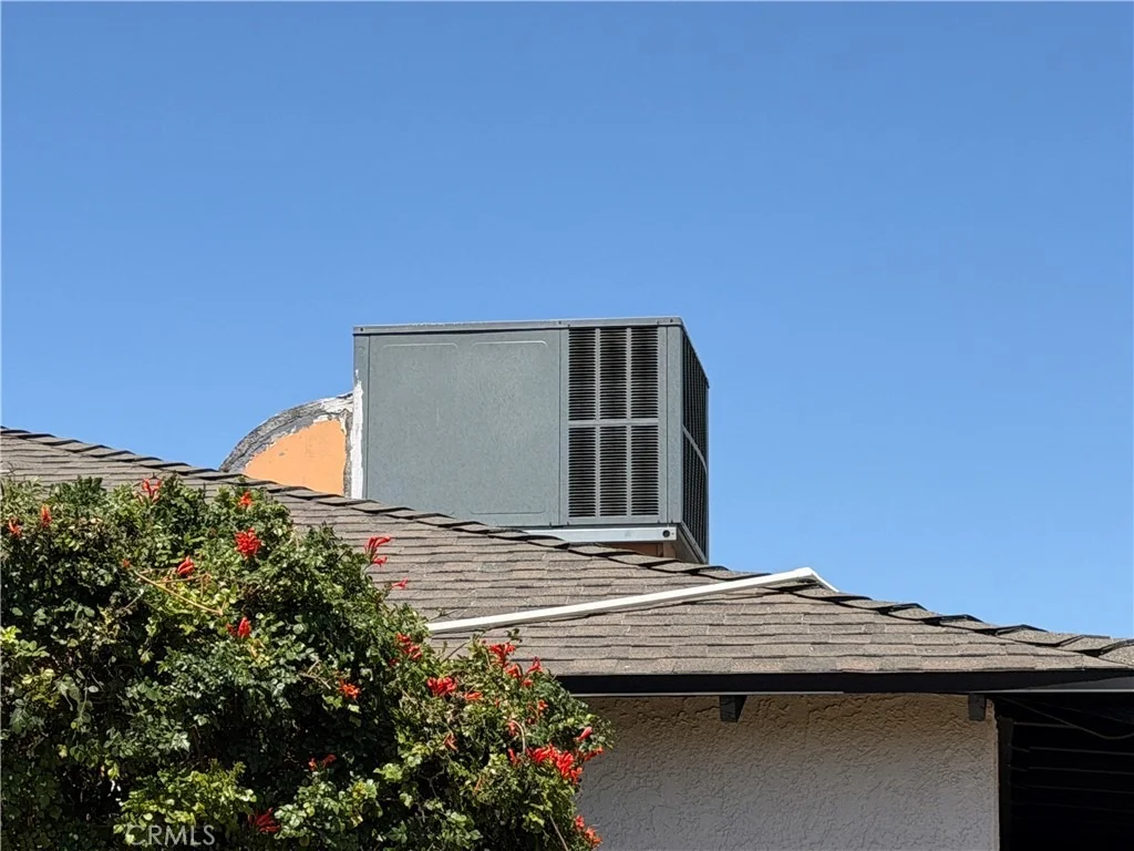 Photo of 15820 Rainbow Drive