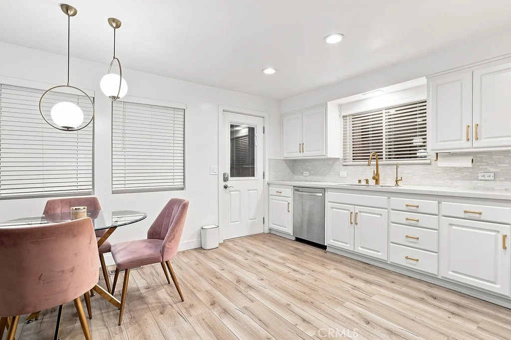 Photo of 6951 Bellclaire