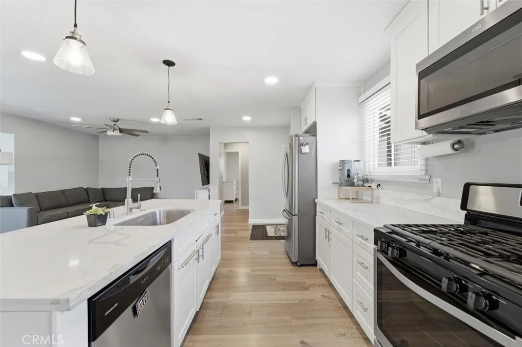 Photo of 3945 W 176th Street