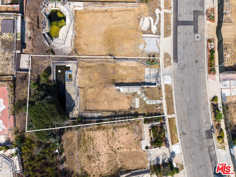 Photo of 18341 Coastline Drive