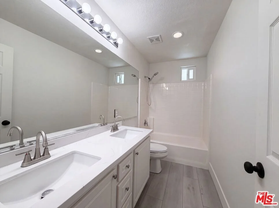 Photo of 27920 Periwinkle Lane