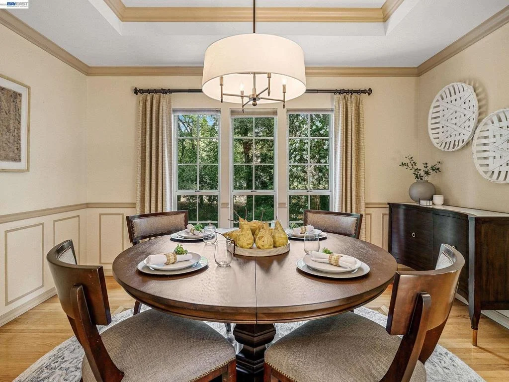 Photo of 8681 Winding Way