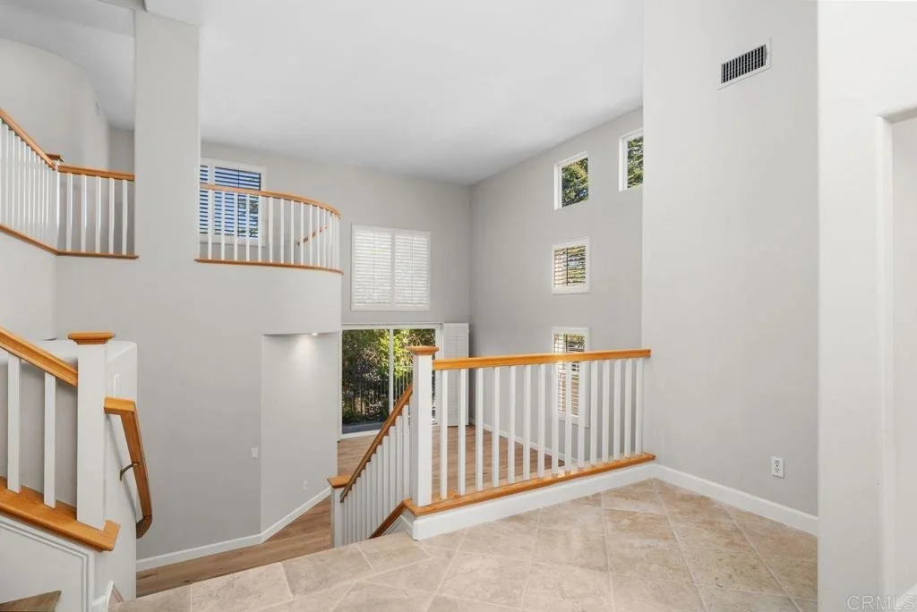 Photo of 6085 Hillpointe Row