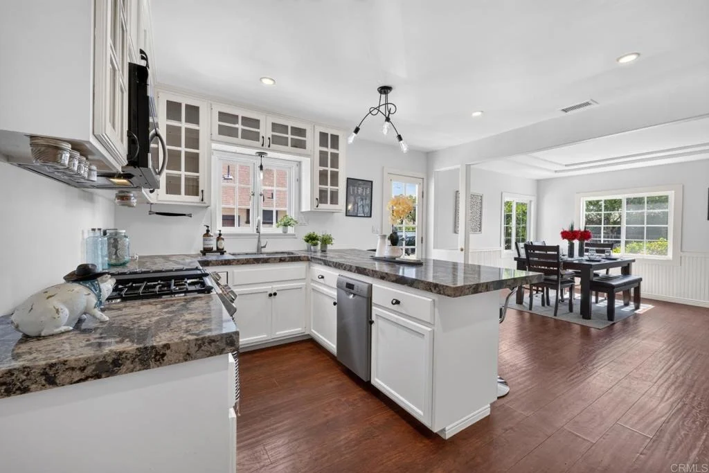 Photo of 4855 Pine Street
